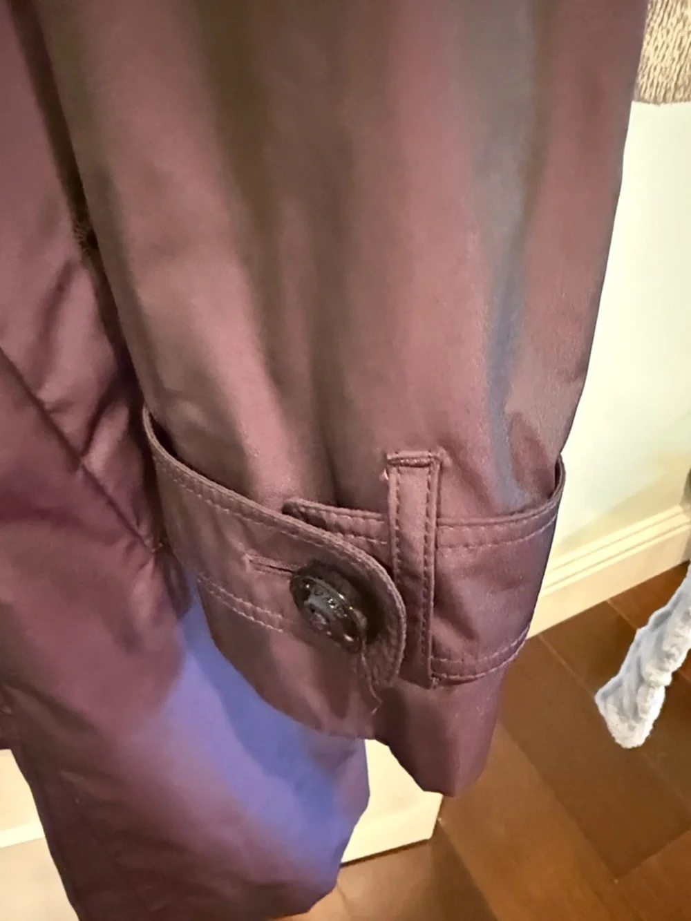Burberry Purple Trench Coat with Plaid Lining - Picture 8 of 10